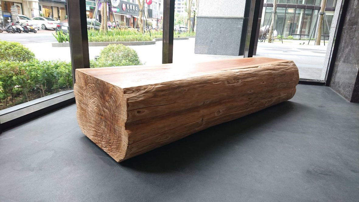 新東京 公設 原木椅